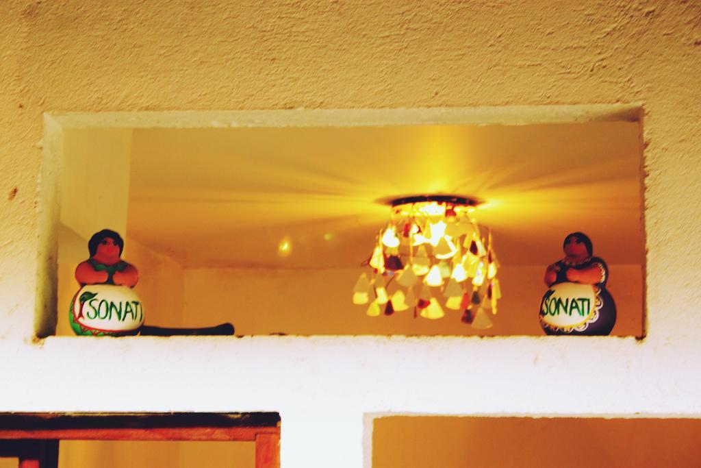 Hostal Sonati Леон Экстерьер фото