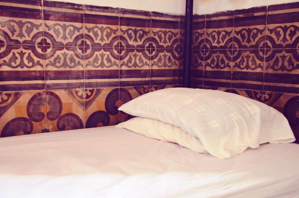 Hostal Sonati Леон Экстерьер фото